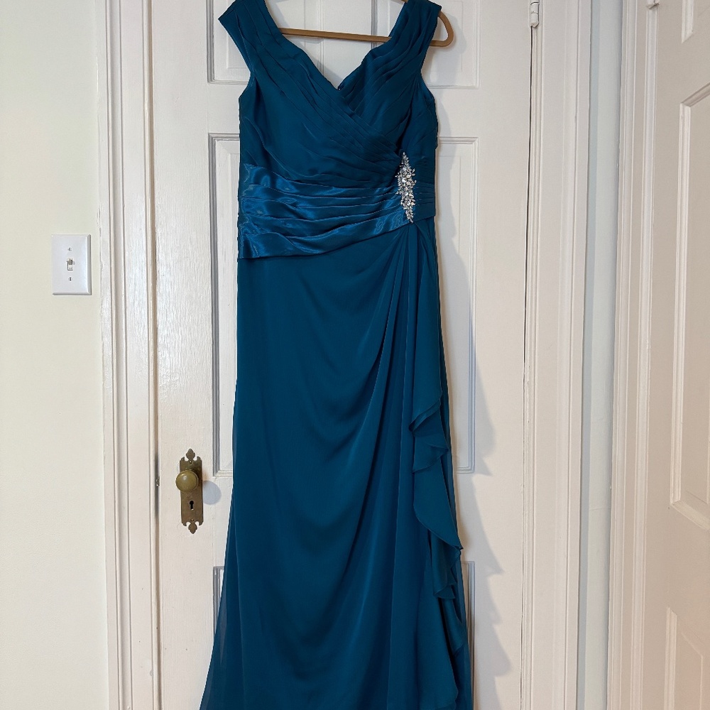 New Jade by Jasmine Formal Dress